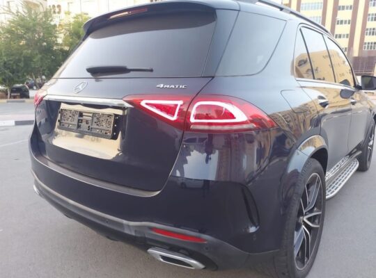 Mercedes GLE450 Gcc full option 2020 for sale