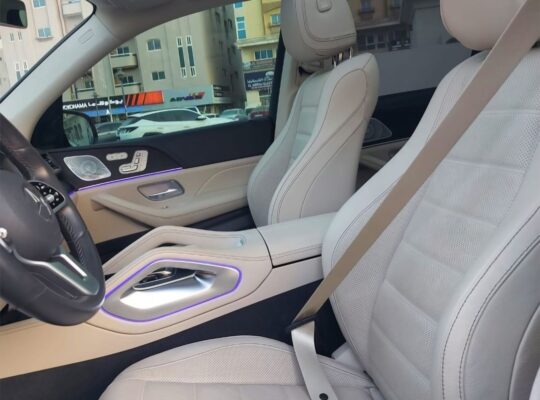 Mercedes GLE450 Gcc full option 2020 for sale