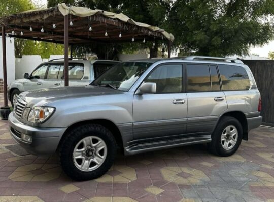 Lexus LX470 full option 2005 USA imported