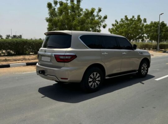 Nissan patrol base option 2022 Gcc for sale