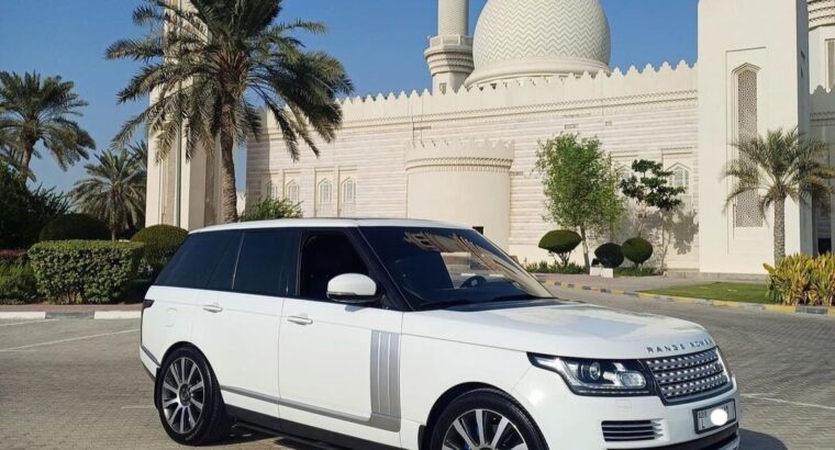 Range Rover vouge SE 2014 Gcc full option