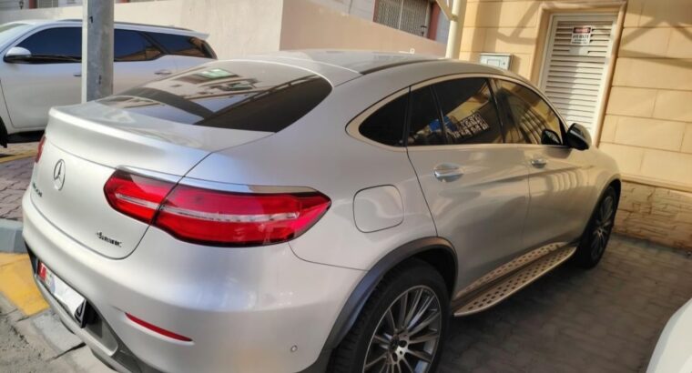 Mercedes GLC250 full option 2018 Gcc