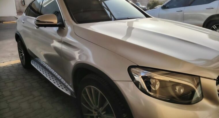 Mercedes GLC250 full option 2018 Gcc