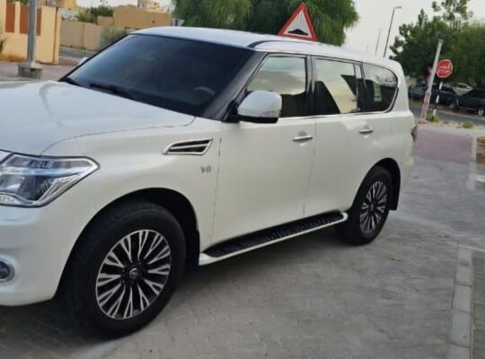 Nissan patrol LE 2019 Gcc full option for sale