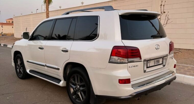 Lexus LX570 full option 2014 Gcc for sale