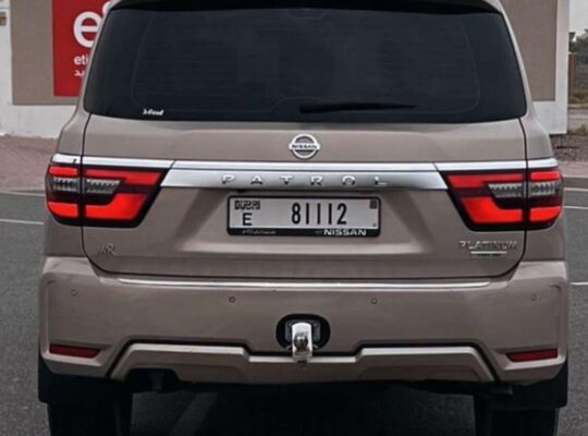 Nissan patrol platinum 2021 Gcc fully loaded