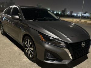 Nissan Altima SV 2021 full option USA imported