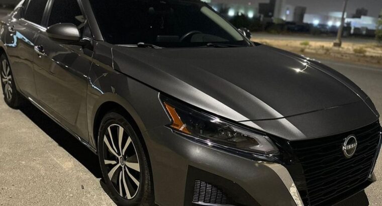 Nissan Altima SV 2021 full option USA imported