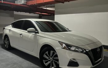 Nissan Altima S 2020 base option USA imported