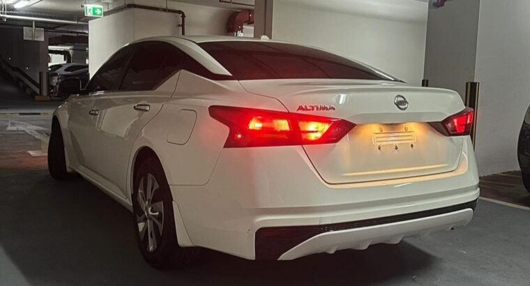 Nissan Altima S 2020 base option USA imported