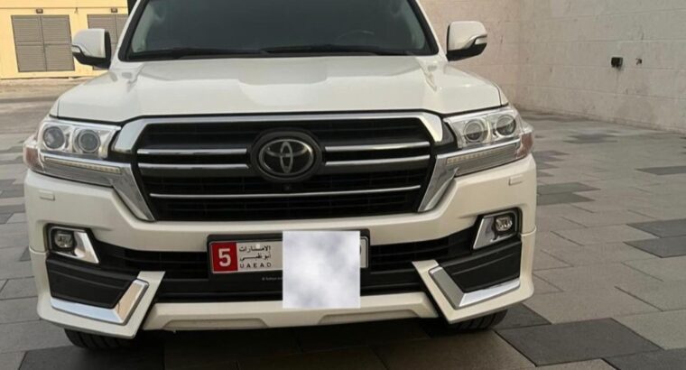 Toyota Land cruiser VXR 5.7 Gcc 2020 for sale