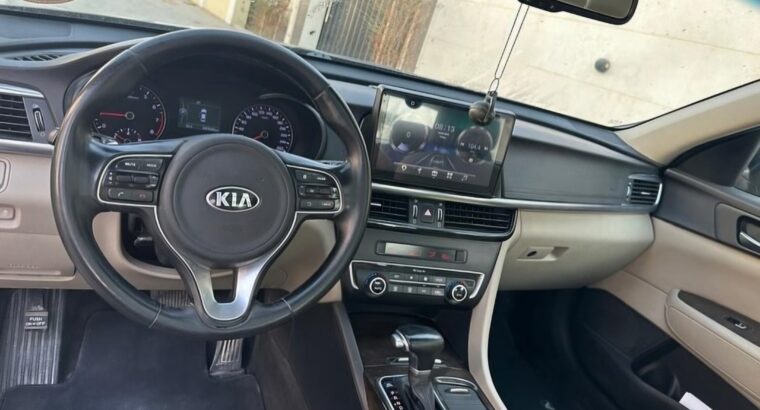 Kia optima mid option 2017 Gcc for sale