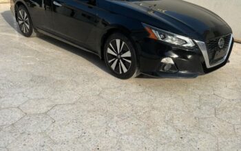 Nissan Altima SL 2020 full option USA imported