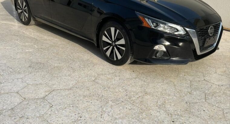 Nissan Altima SL 2020 full option USA imported