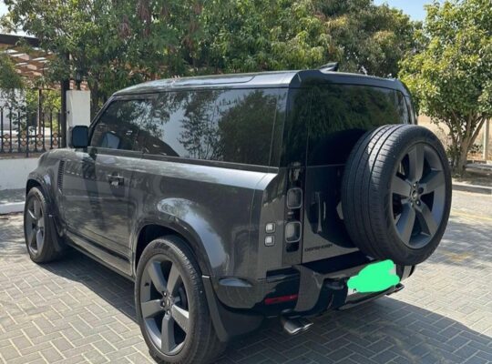 Land Rover defender 90 coupe 2024 fully loaded