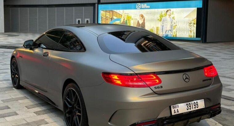 Mercedes S63 AMG 2015 full option