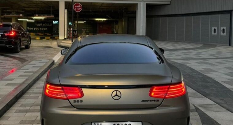 Mercedes S63 AMG 2015 full option