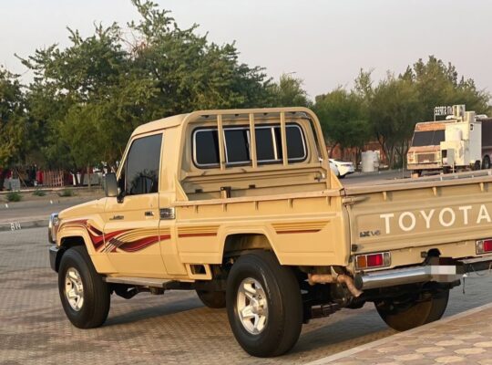 Toyota Land cruiser Pick up 2014 for sale