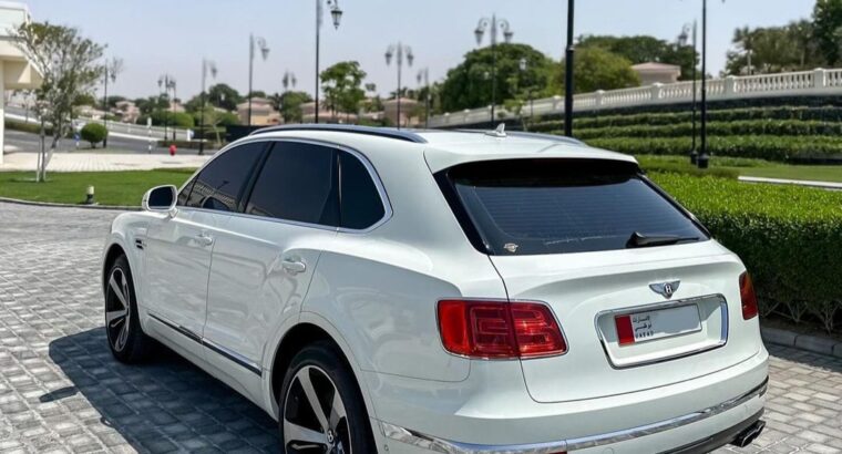 Bentley Bentayga 2019 Gcc full option