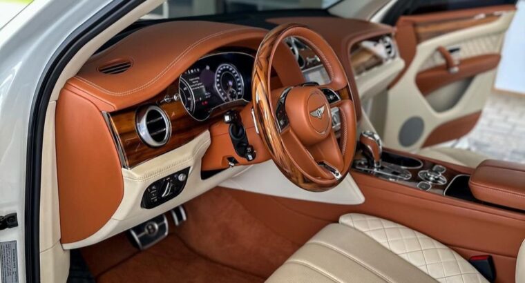 Bentley Bentayga 2019 Gcc full option