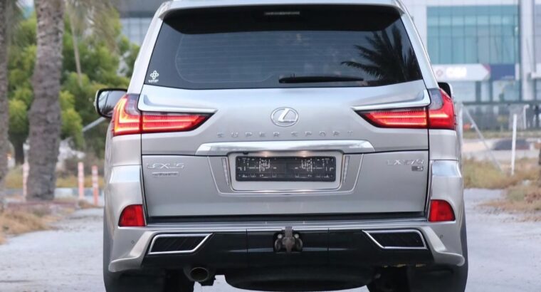 Lexus LX570 full option 2020 Gcc for sale
