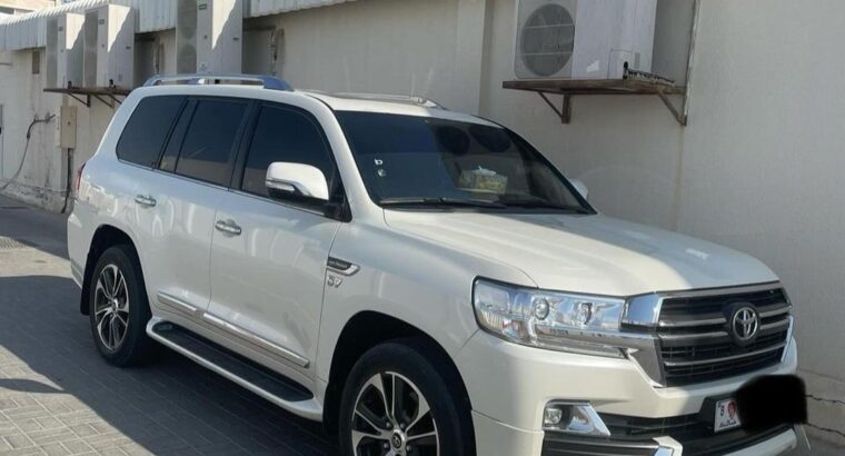 Toyota Land cruiser vxr 5.7 full option 2020 Gcc