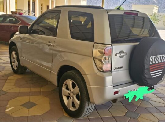 Suzuki Vitara coupe 2009 Gcc for sale