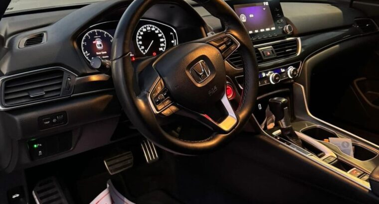 Honda Accord sport 2018 Gcc for sale