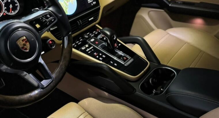 Porsche Cayenne S 2018 Gcc for sale