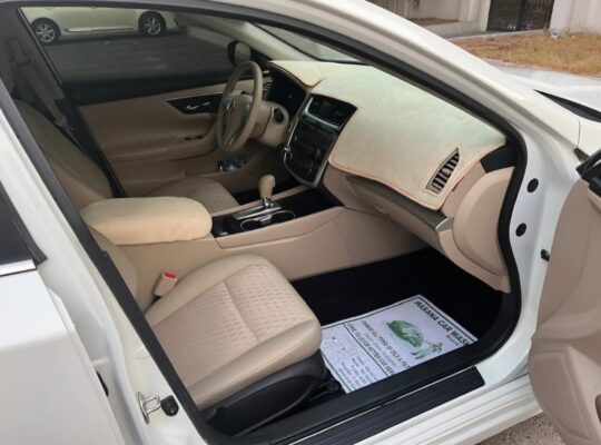 Nissan Altima S 2018 Gcc in good condition