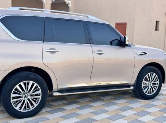 Nissan patrol platinum 2021 Gcc for sale