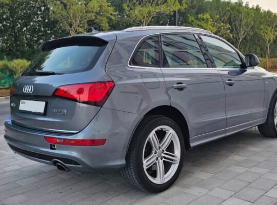 Audi Q5 S line 2016 Gcc for sale