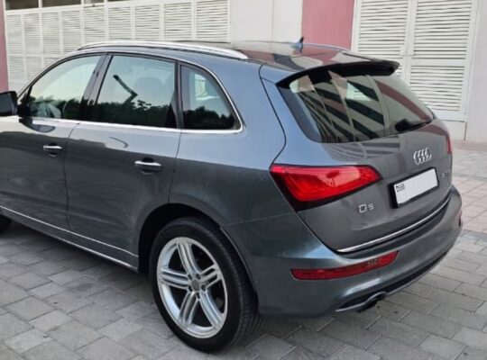 Audi Q5 S line 2016 Gcc for sale