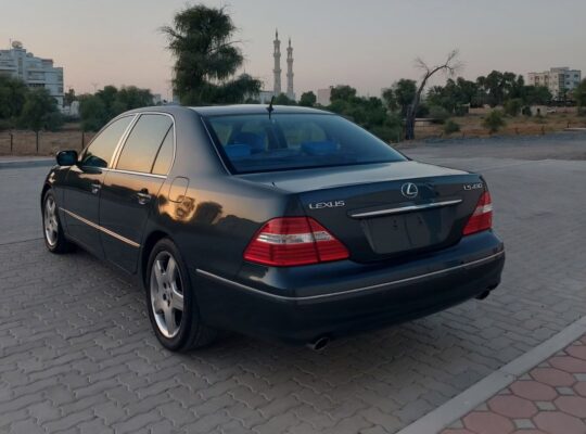 Lexus LS430 mid option 2005 USA imported