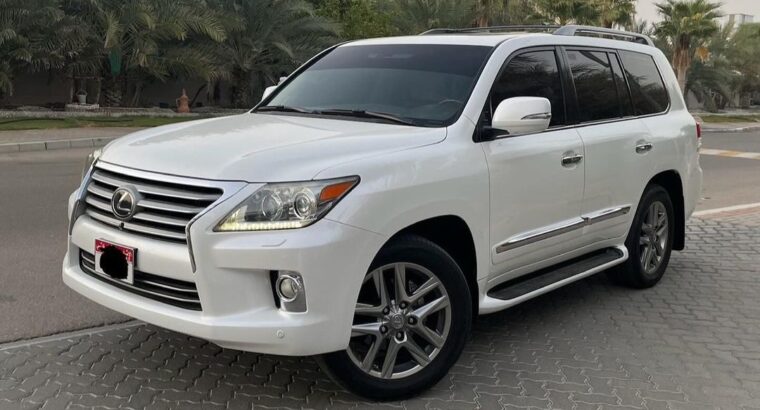 Lexus LX570 full option 2013 Gcc for sale