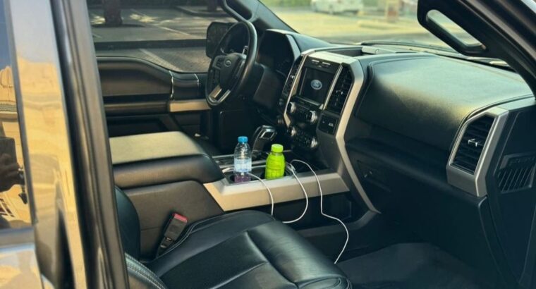 Ford F150 lariat 2019 full option USA imported