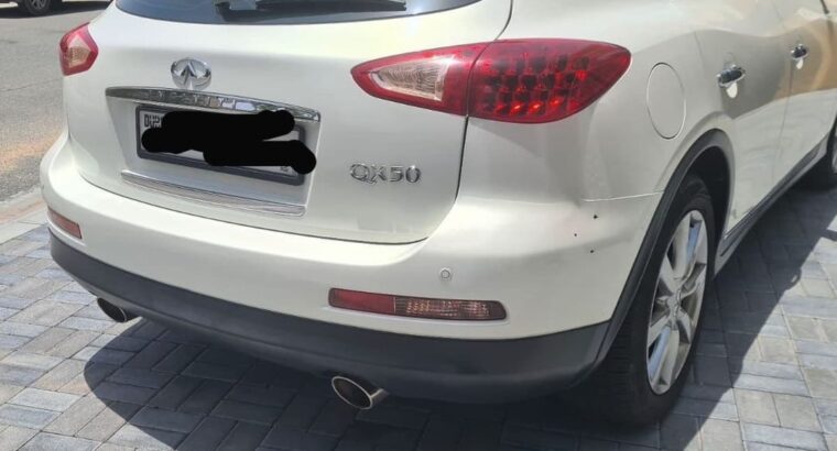 Infiniti QX50 full option 2014 Gcc for sale
