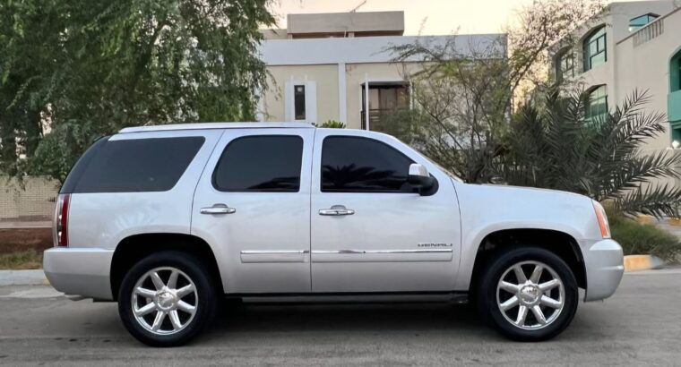 Gmc Youkon Denali 2013 Gcc full option for sale