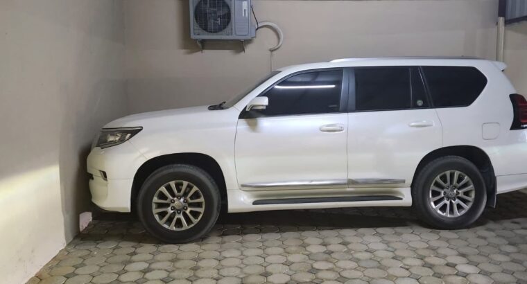 Toyota Prado VXR 2019 full option Gcc for sale