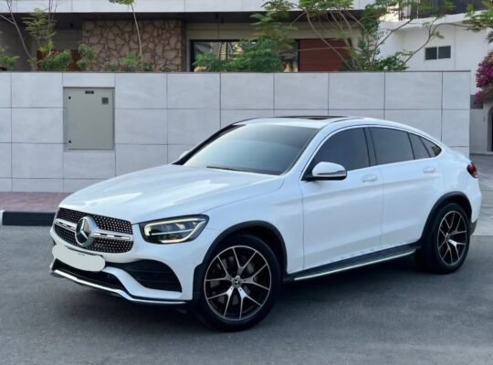 Mercedes GLC200 AMG 2020 Gcc full option