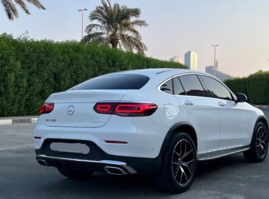 Mercedes GLC200 AMG 2020 Gcc full option