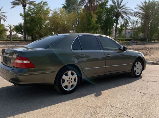 Lexus LS430 Full option 2005 USA imported