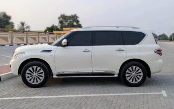 Nissan patrol platinum 2014 Gcc in good condition