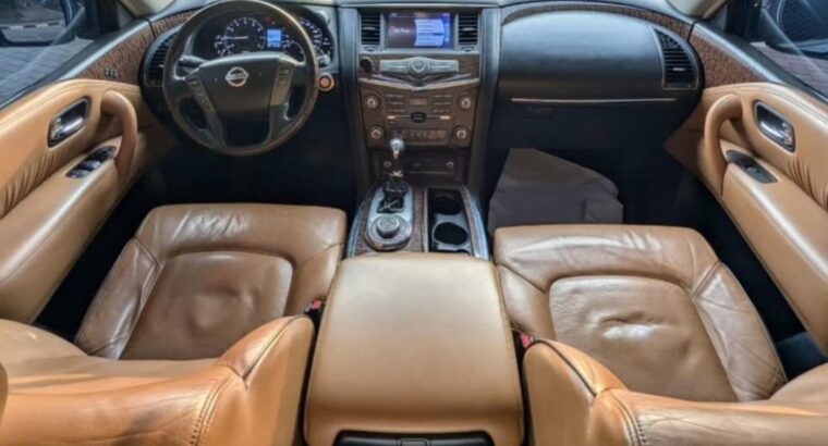 Nissan patrol platinum 2014 Gcc in good condition