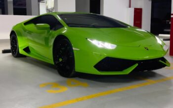 Lamborghini Huracan 2016 Gcc in perfect condition