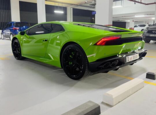 Lamborghini Huracan 2016 Gcc in perfect condition