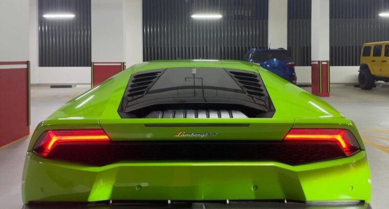 Lamborghini Huracan 2016 Gcc in perfect condition