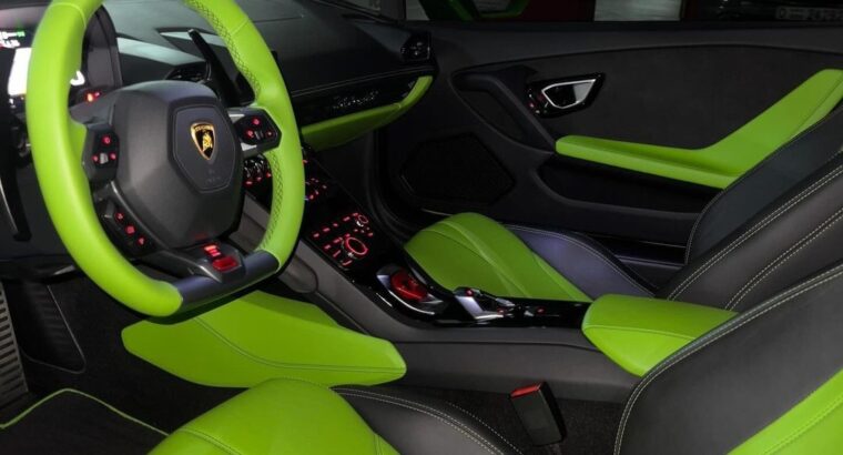 Lamborghini Huracan 2016 Gcc in perfect condition