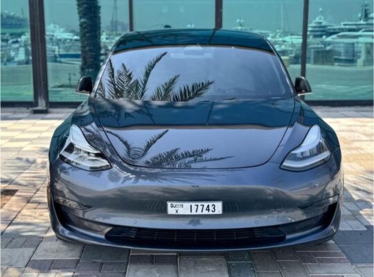 Tesla model 3 long range 2020 Gcc for sale