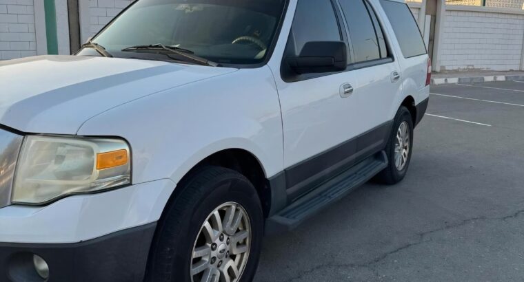 Ford Expedition 2012 Gcc in good condition